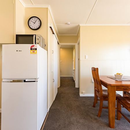 Waitangi Beach Bach 30B Dış mekan fotoğraf