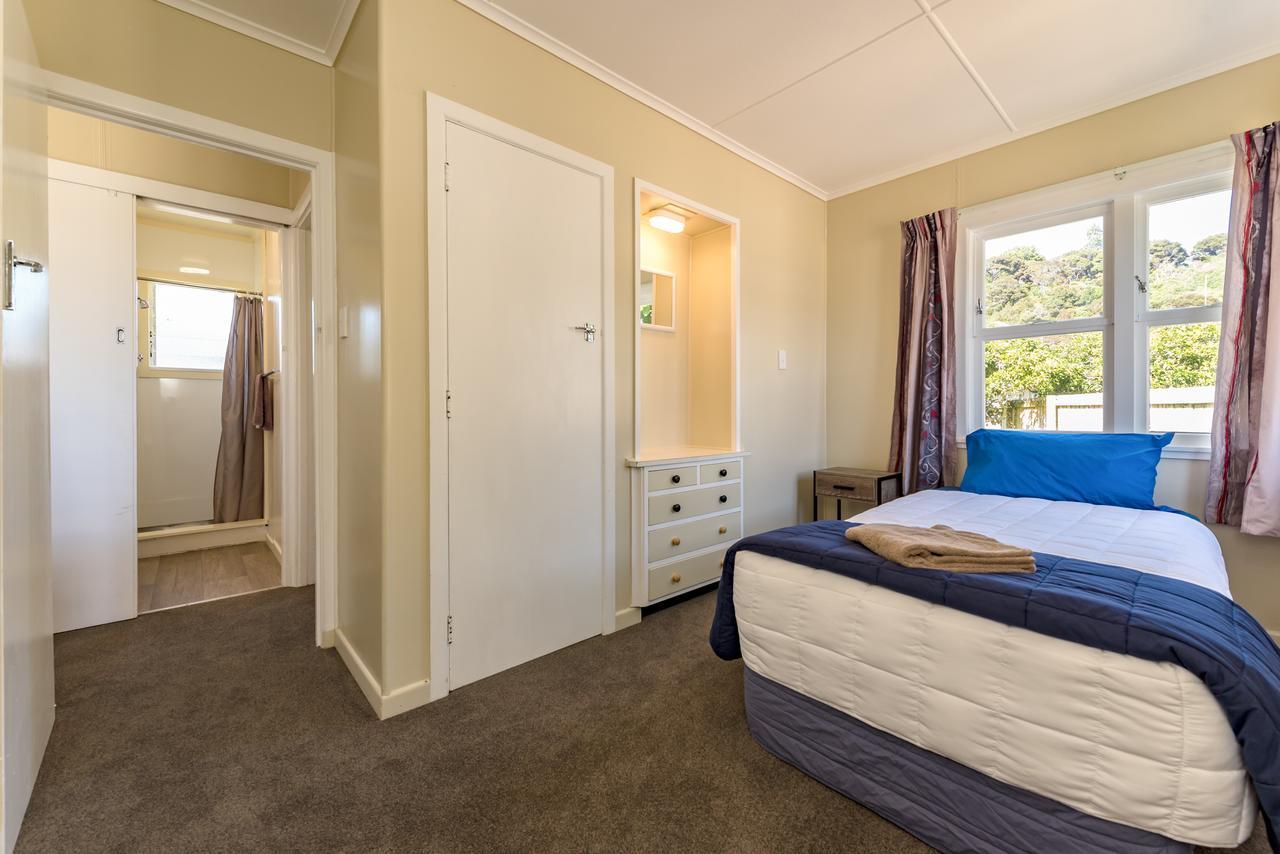 Waitangi Beach Bach 30B Dış mekan fotoğraf