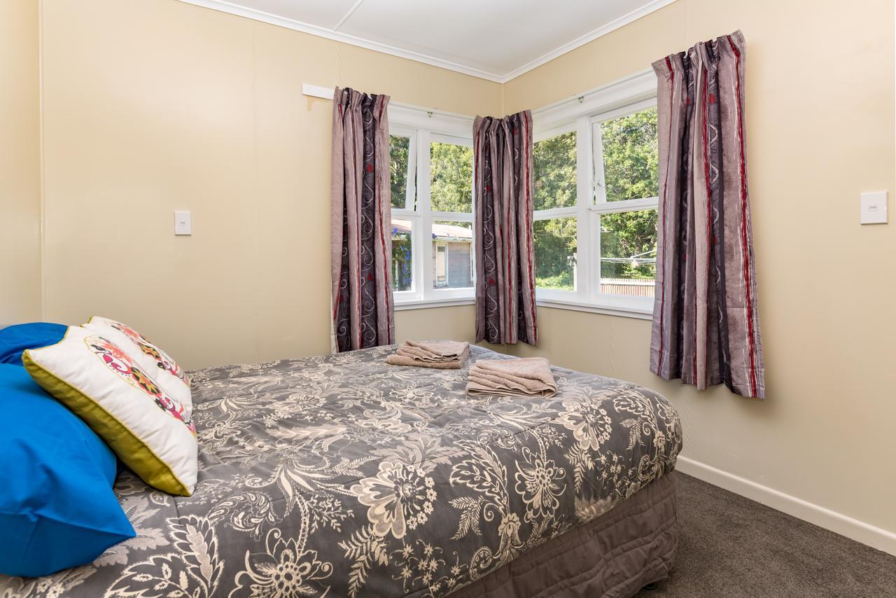 Waitangi Beach Bach 30B Dış mekan fotoğraf