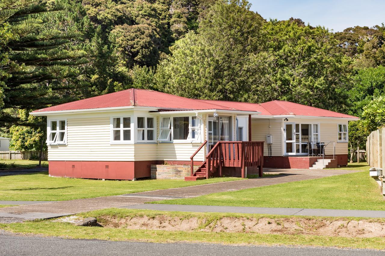 Waitangi Beach Bach 30B Dış mekan fotoğraf